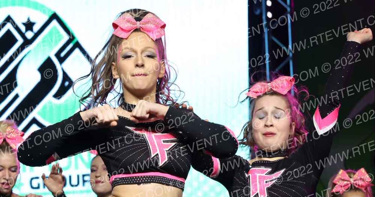 Titanium Force Cheer Bombshells · CSG Grand Nationals