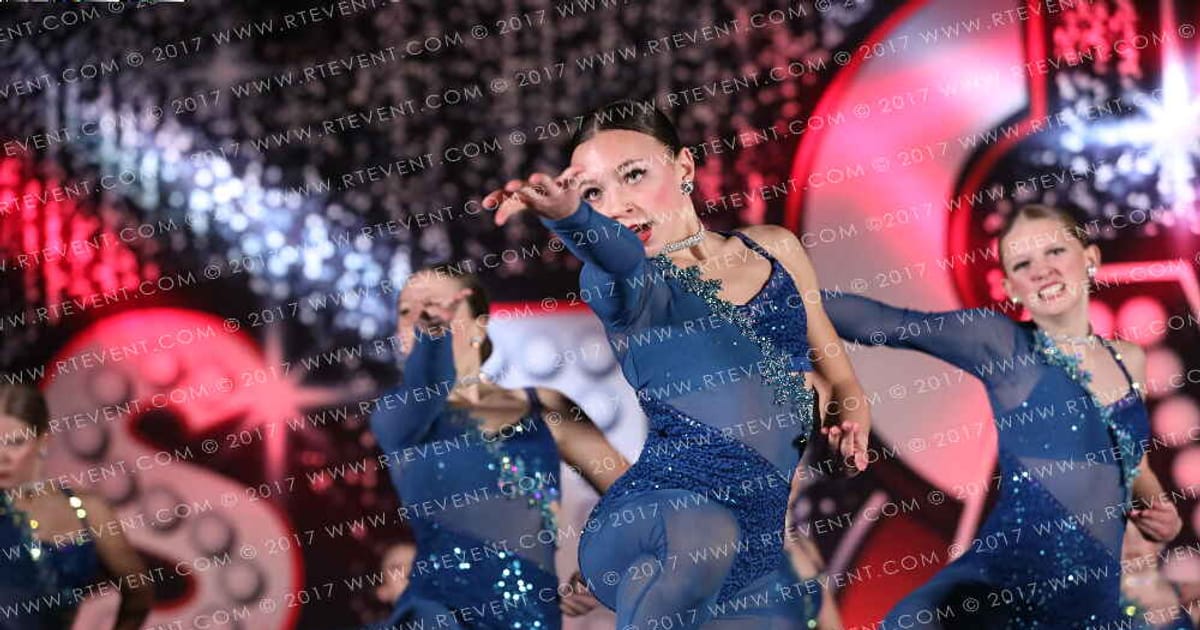 Foursis Dance Academy Foursis Dazzlerette Dance Team · Cincinatti