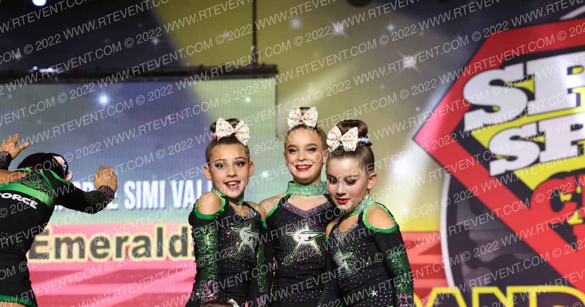 CheerForce Simi Valley Emeraldz · Grand Nationals