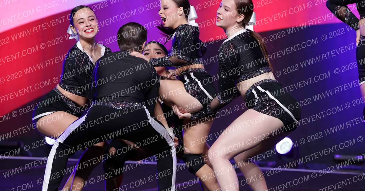 San Antonio Spirit Team Magenta · Cheer Power Southern Nationals