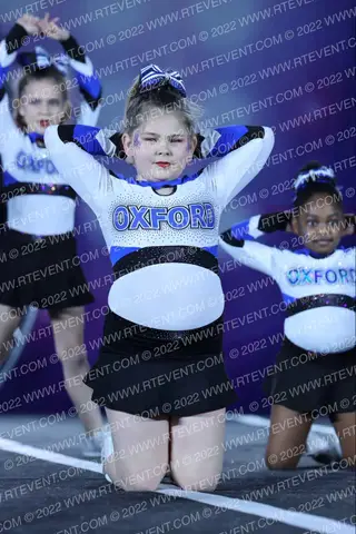 Oxford Cheer Thresher Sharks
