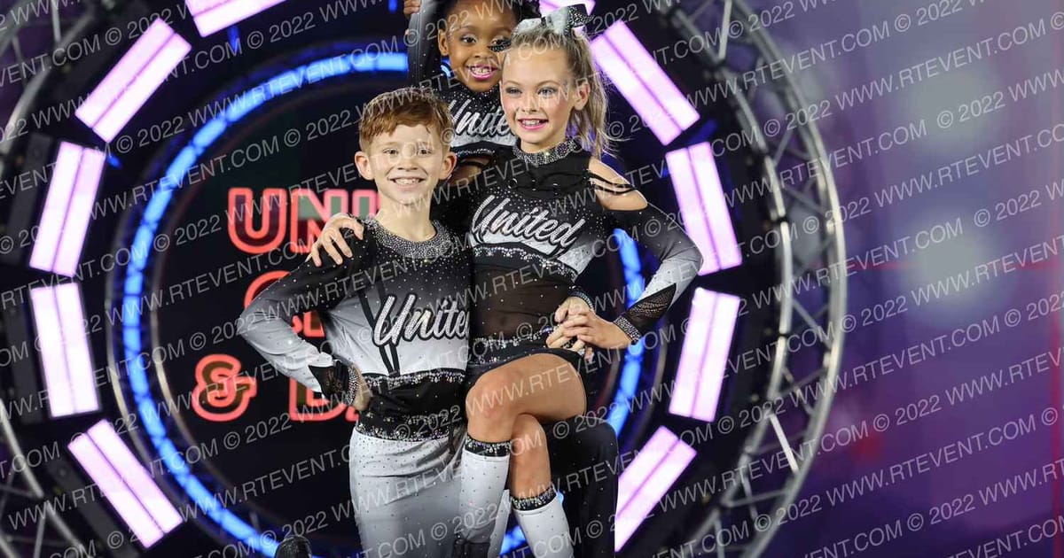 United Cheer and Dance Gunsmoke · Deep South Nationals