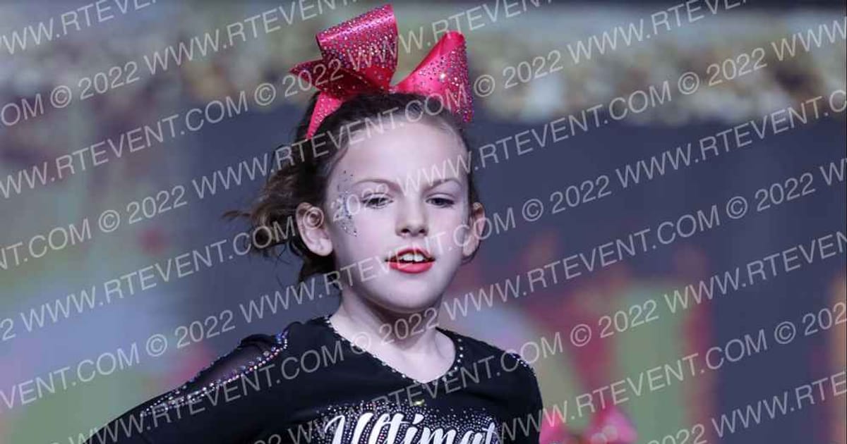 Ultimate Force Cheer & Tumble Cheery Bombz · Revolution Championships Gold Rush Chicago