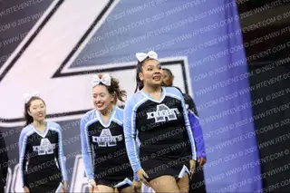 ARROYO HIGH SCHOOL VARSITY CHEER