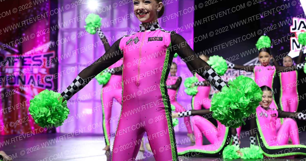 Dance Dynamics Mini Elite Large Pom · JAMfest Dance Super Nationals