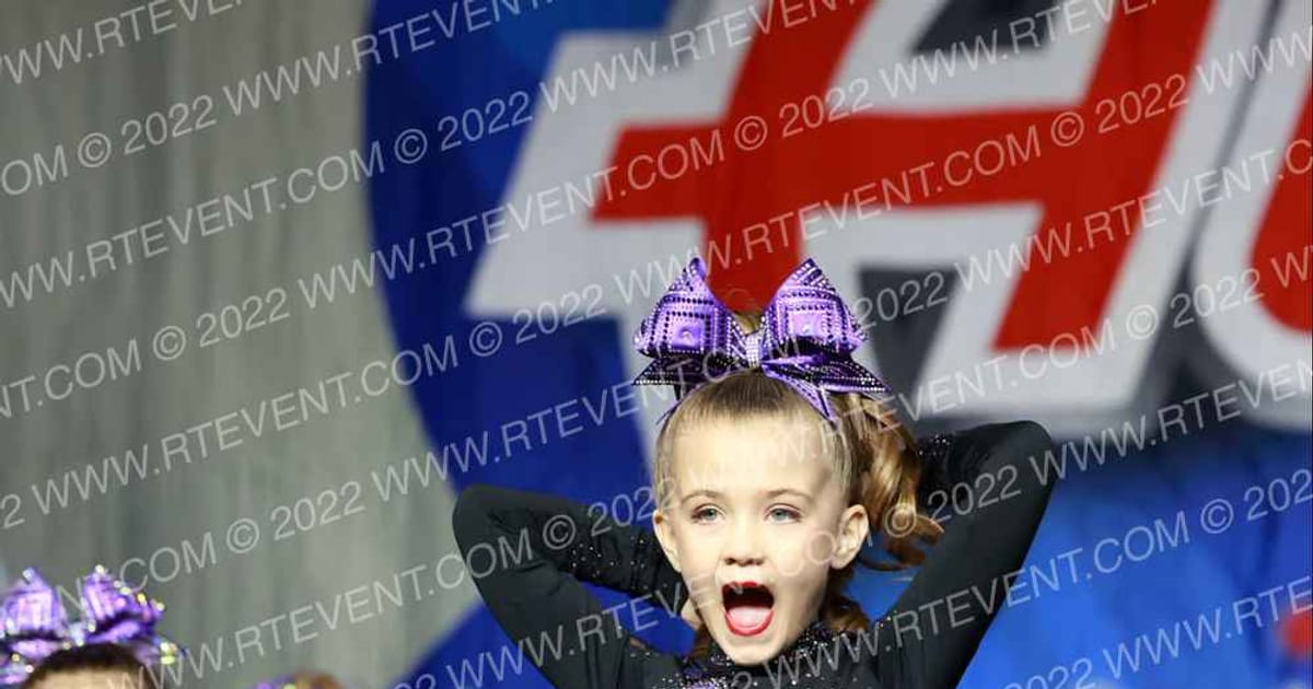 South Central Xtreme Tiny Princesses · Midwest Mega Nationals