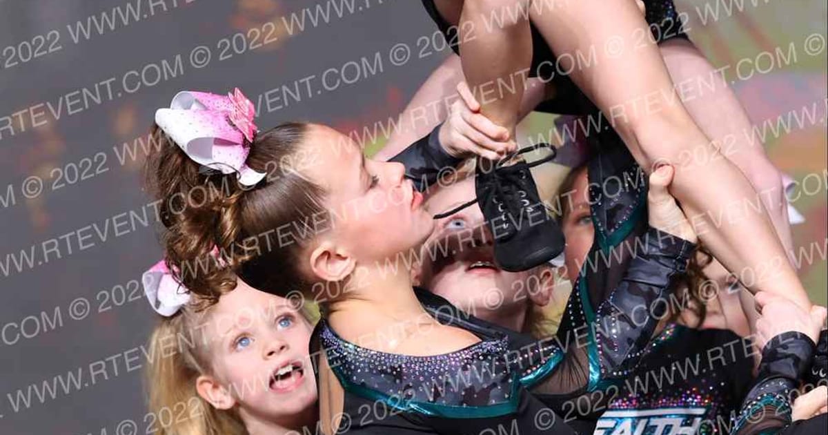 Stealth Athletix Young Gunz · Revolution Championships Gold Rush Chicago
