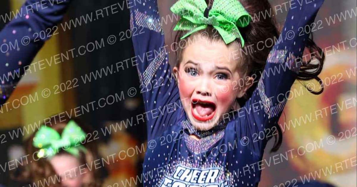 Cheer Force Arkansas Covert · Revolution Championships Gold Rush Chicago