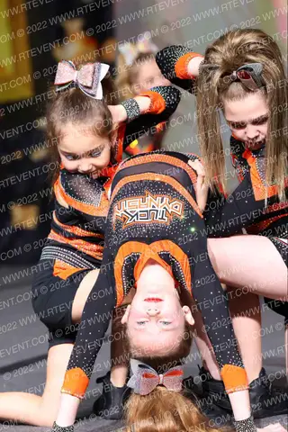 Tuck Dynasty Athletics (Tuck Dynasty Athletics) Deuces