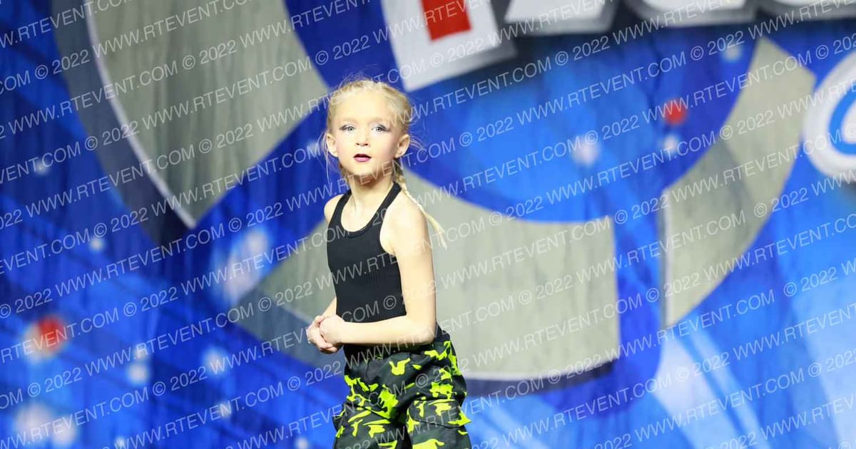 Xtreme Cheer Poison · Midwest Mega Nationals
