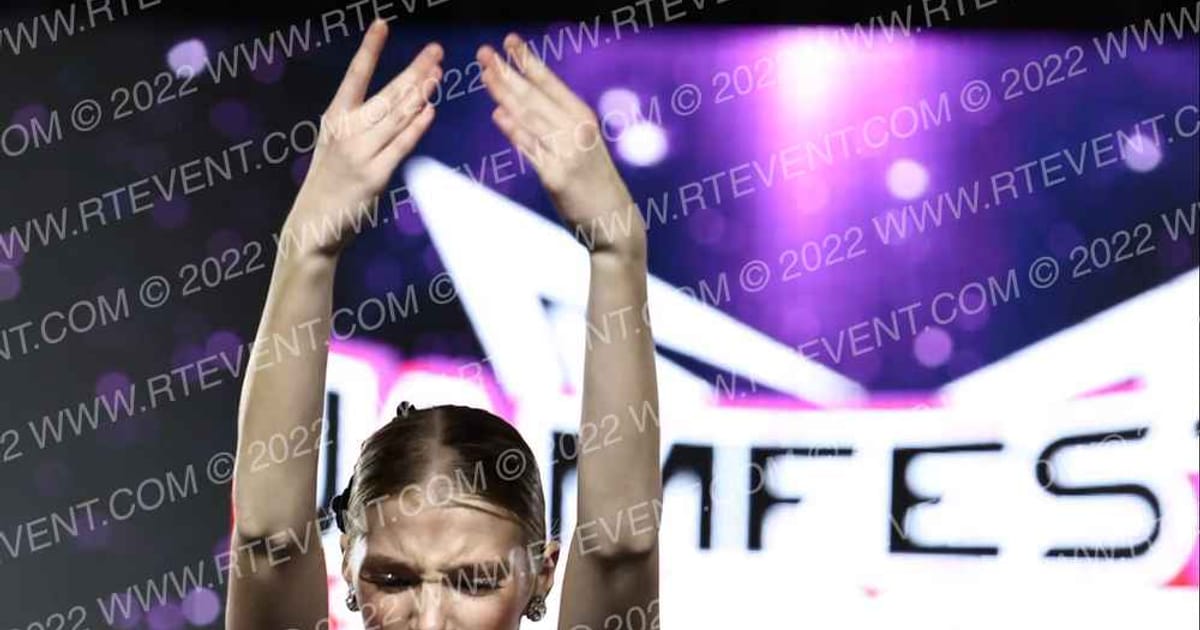 Foursis Dance Academy Foursis Dazzlerette Large Dance Team · JAMfest Dance Super Nationals