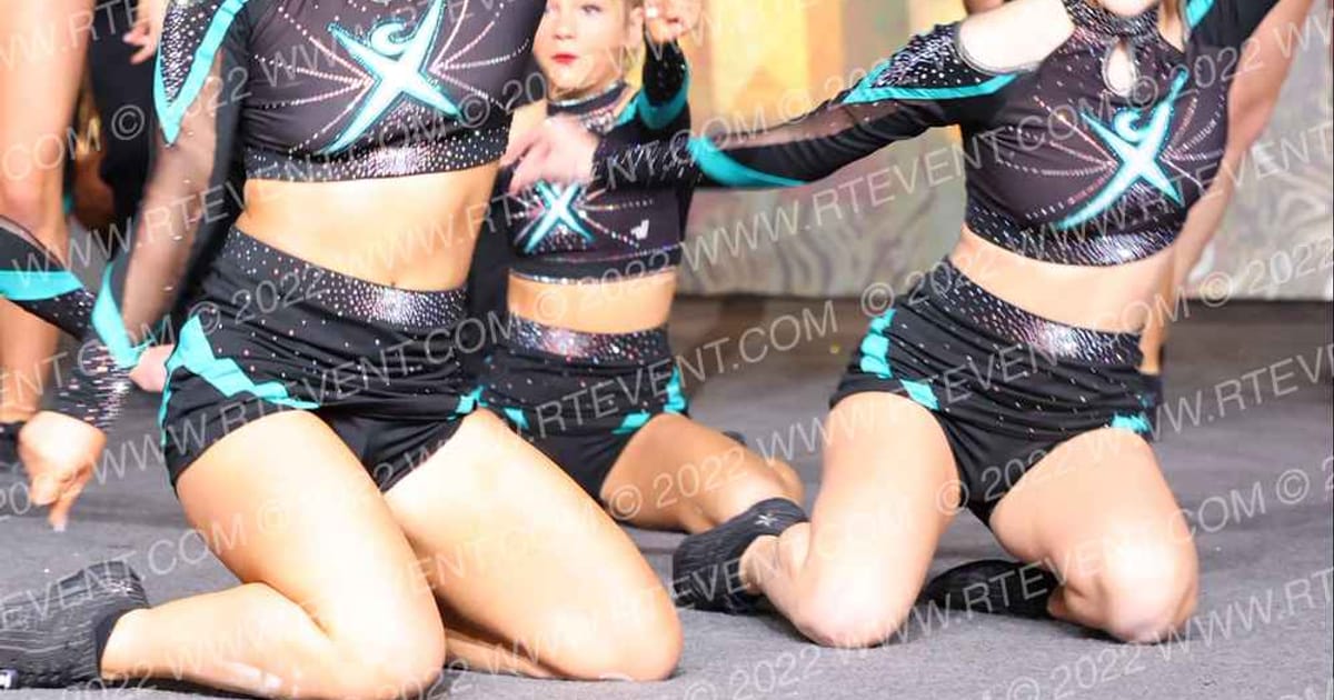 Cheer Extreme Chicago Envy · Revolution Championships Gold Rush Chicago