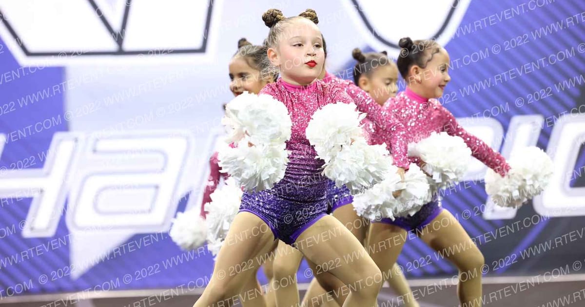 FIREBAUGH FALCON CHEER MIGHTY MITES  6UNDER · Youth and School Championship