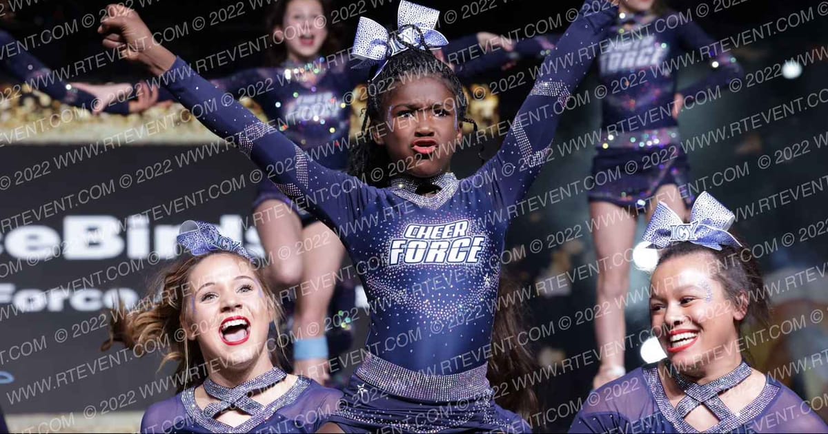 Cheer Force Arkansas IceBirds · Revolution Championships Gold Rush Chicago