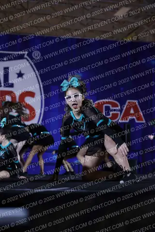 Cheer Extreme Midwest Lady Raiders
