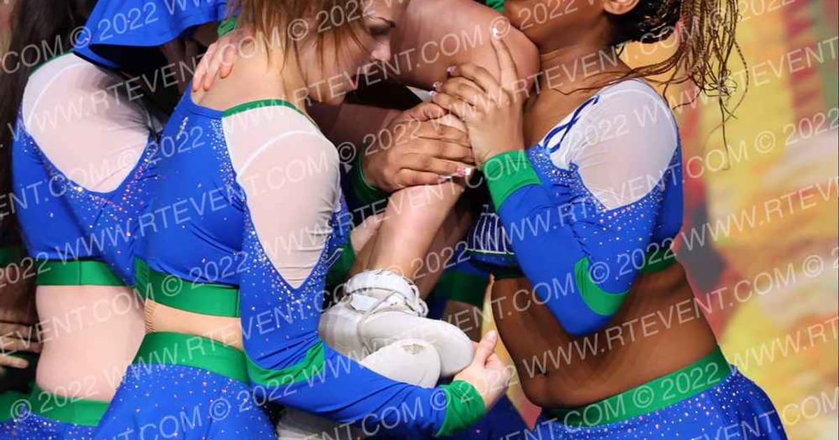 Infinity Cheer & Tumbling Icon · Revolution Championships Gold Rush Chicago