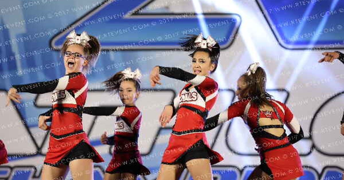 Arizona Royals Queen of Hearts · Athletic Championship Phoenix Nationals