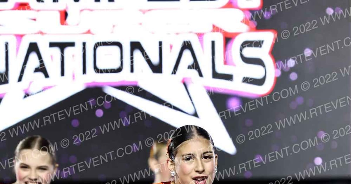 Foursis Dance Academy Foursis Dazzlerette Large Dance Team · JAMfest Dance Super Nationals