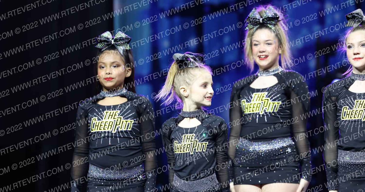 The Cheer Pitt KC Moonlight · Spirit Sports Kansas City Nationals