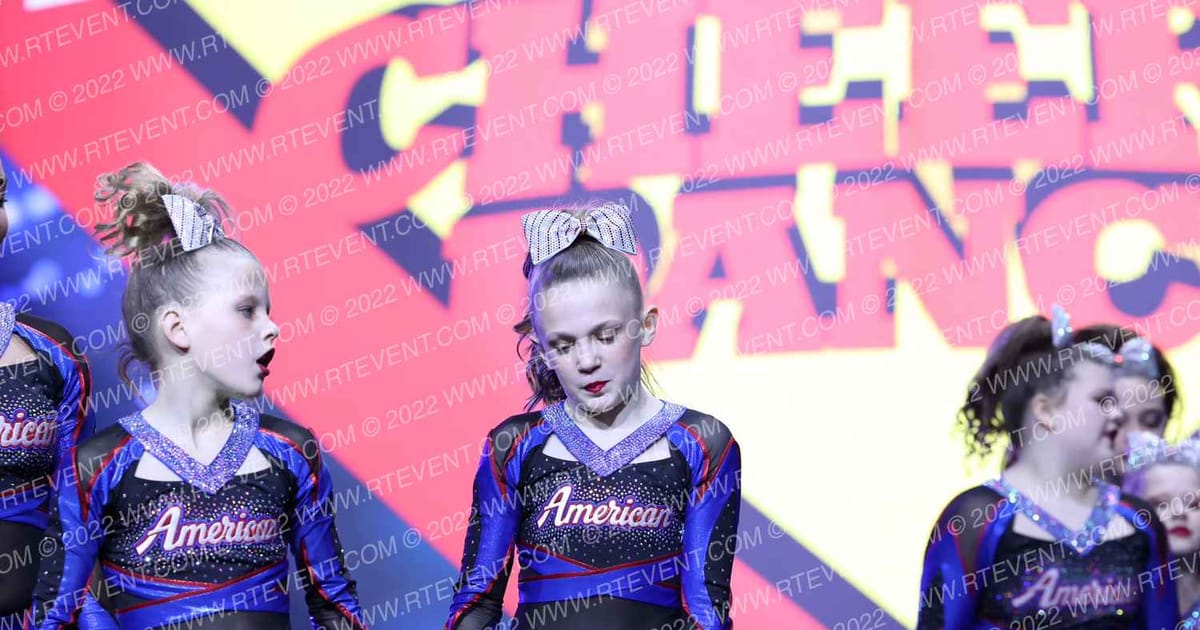 American Cheer Elite Commanders · Spirit Sports Kansas City Nationals