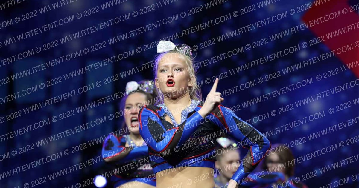 American Cheer Elite Rogue · Spirit Sports Kansas City Nationals