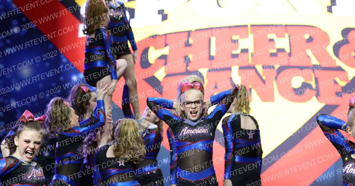 American Cheer Elite Strykers · Spirit Sports Kansas City Nationals