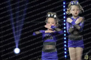 DYNASTY ATHLETICS FEARLESS