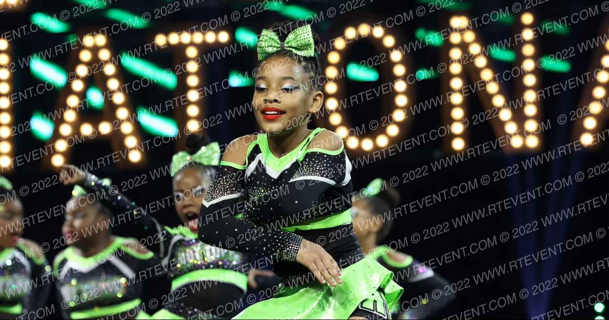 HOT TOPIC ALL STARS SWEET FASHIONISTAS NA · AS Nationals
