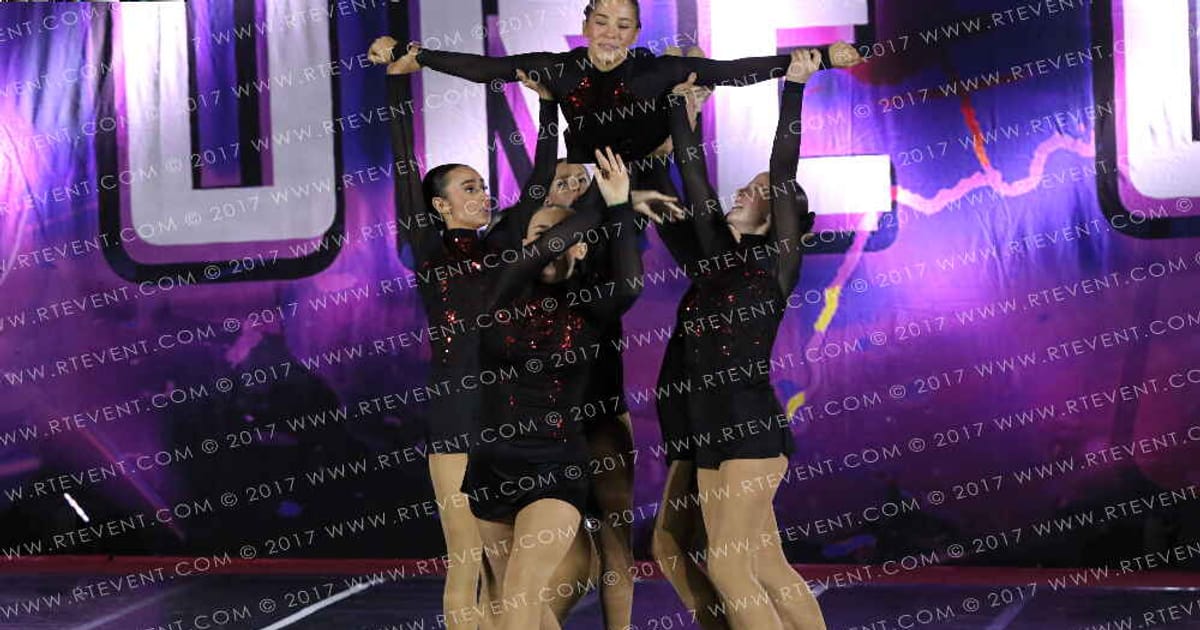 MCR DANCE   CHEER ACADEMY Emerald · Heart of England UK University Nationals