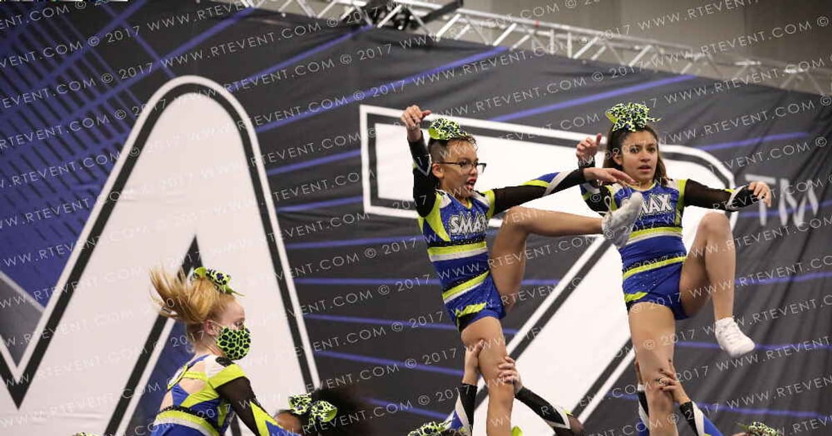 SMAX XFORCE · Holiday Showcase