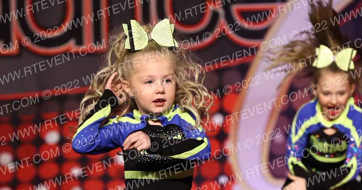 Northern Twistars Allstar Cheer Shooting Stars · Celebrity Saint Paul