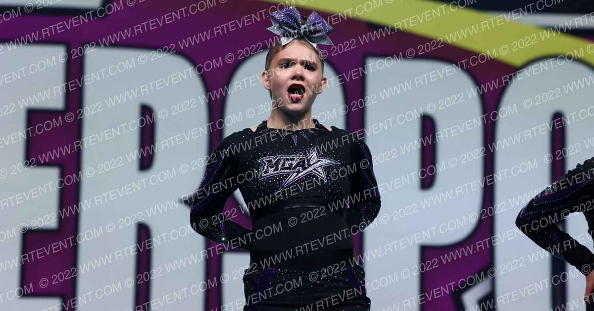 MGA Cheer Extreme Infrared · CHEERSPORT Nationals