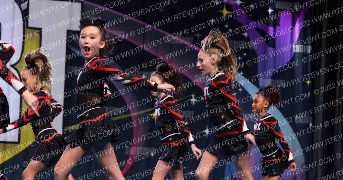 Wisconsin Elite Bomb Squad · CHEERSPORT Nationals