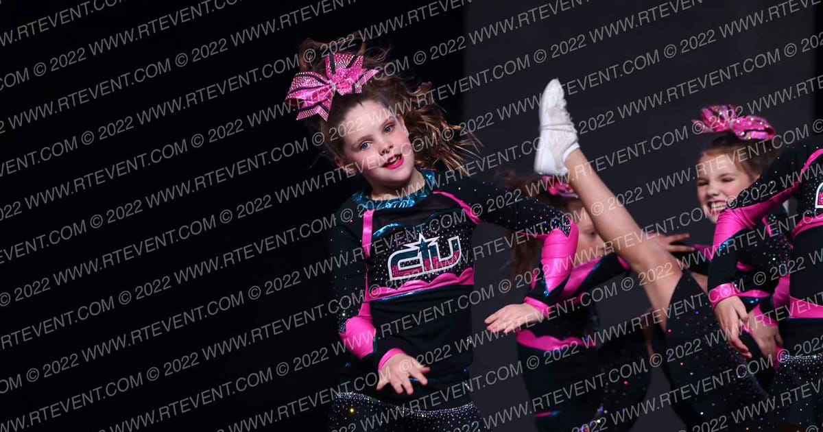 CHEER IT UP! Mini Onyx · Rockstar CheerAPalooza