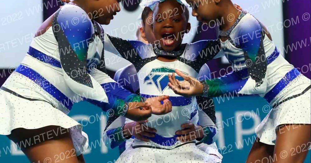 Atlanta Jayhawks SMOKE · CHEERSPORT Nationals