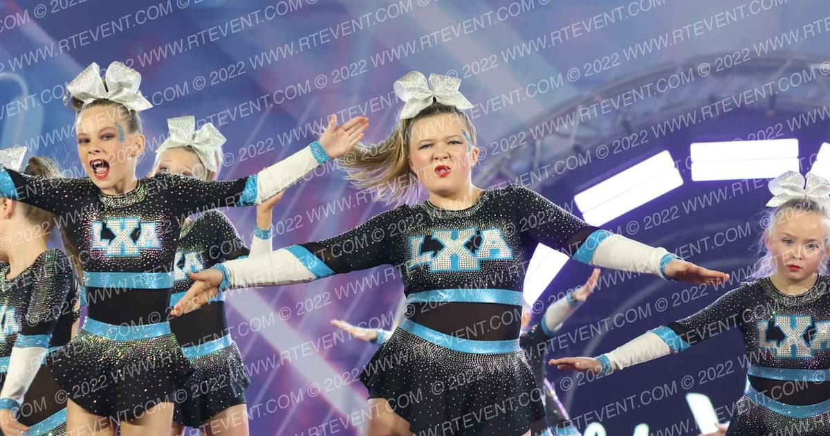 LA Xtreme Bombsquad · Glow Tour Biloxi