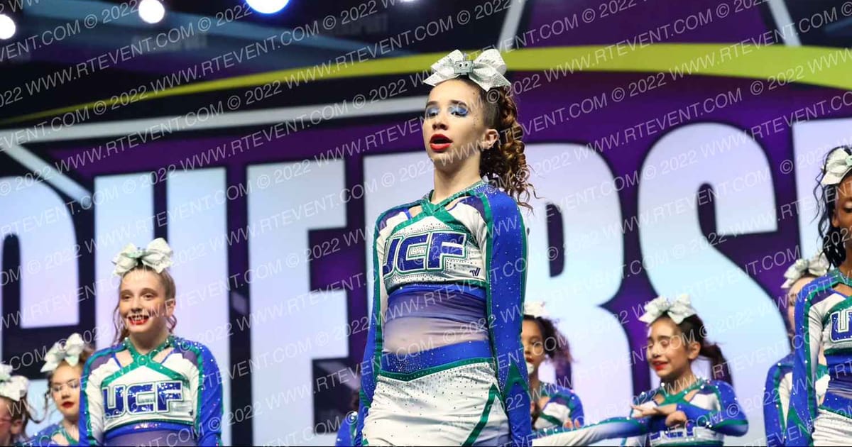 University Cheer Force SNOW · CHEERSPORT Nationals