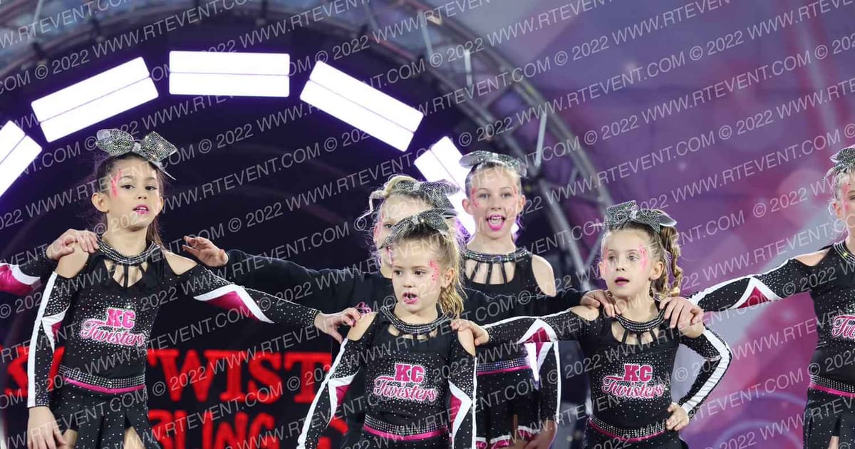 KC Twisters Storm · Glow Tour Biloxi