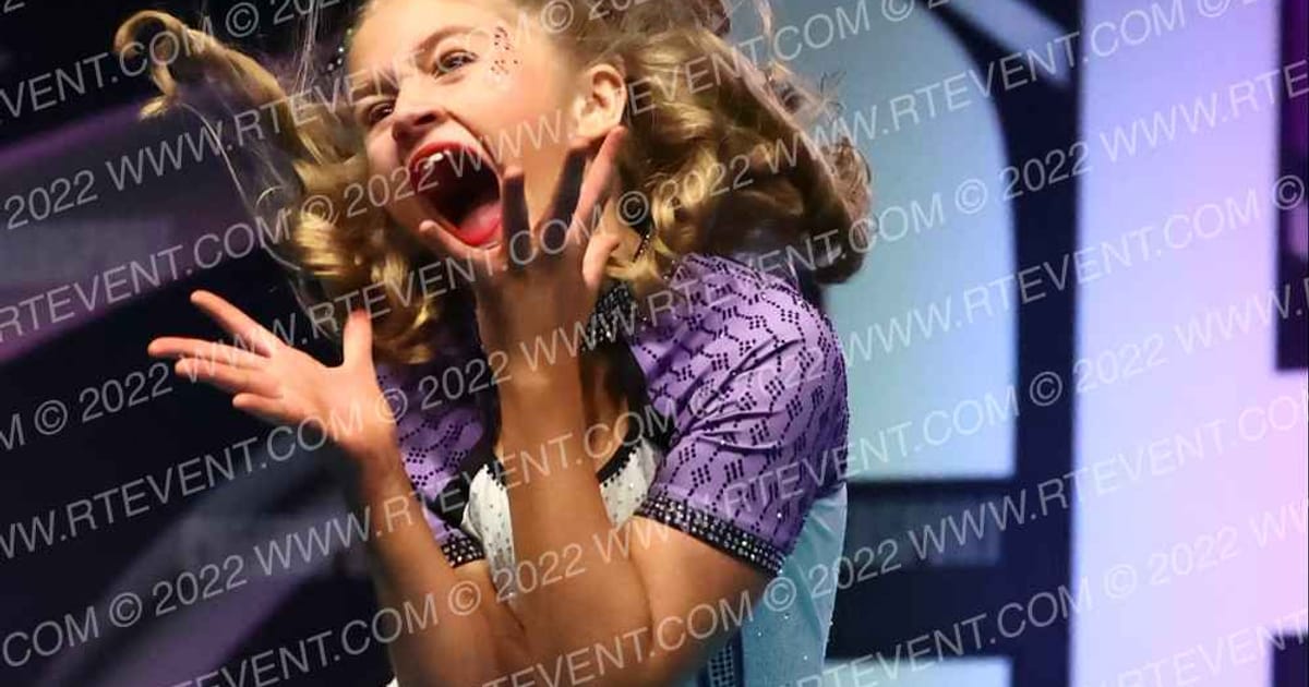 Ultimate Athletics Crowns · CHEERSPORT Nationals