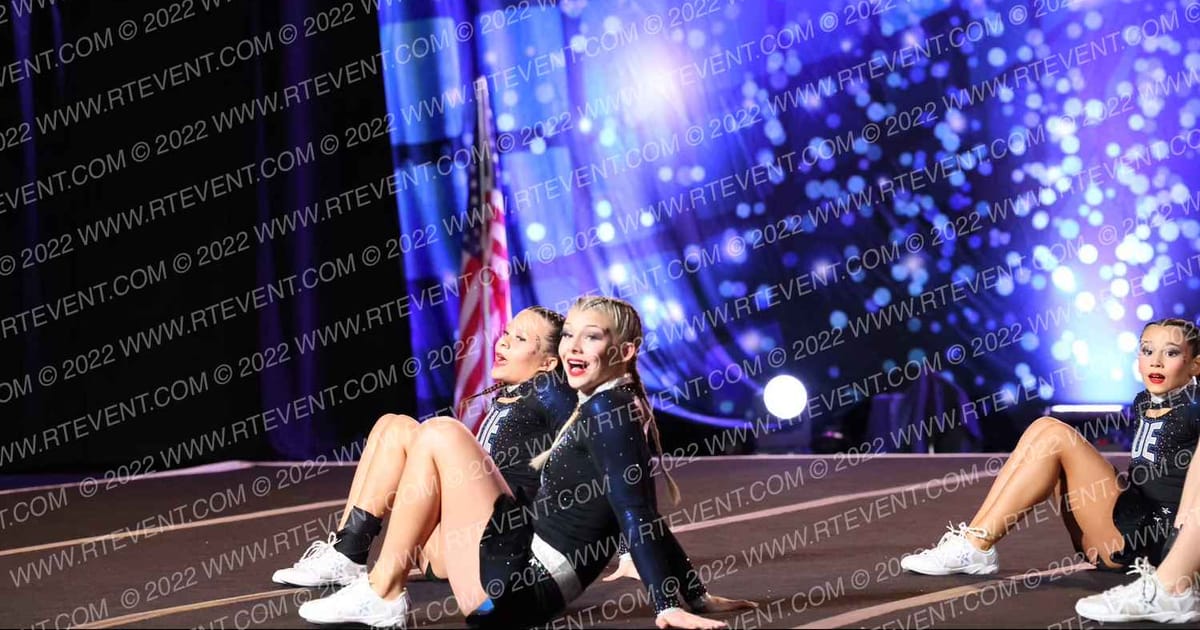United Elite Cheer REVOLT · Spirit Sports Dallas National DIDII