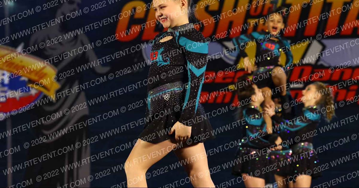 413 CHEER CODE RED · ASC Clash of The Titans Hartford Showdown DI DII