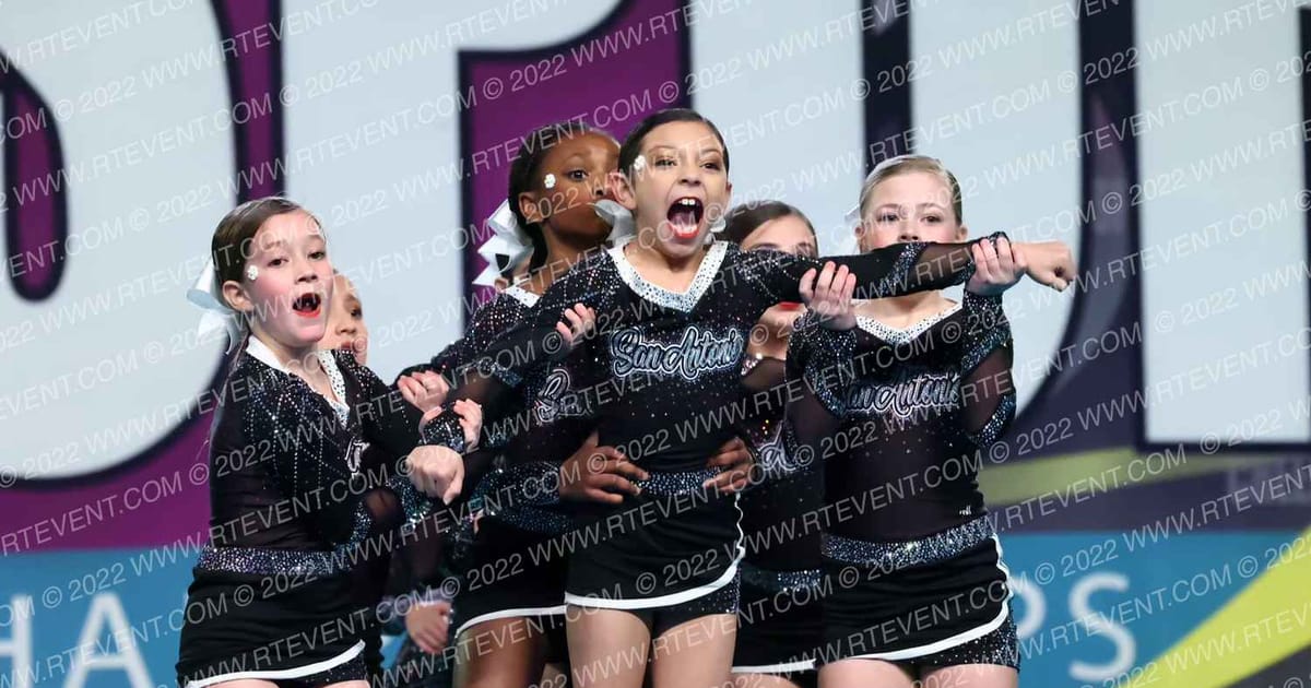 San Antonio Spirit Team Daisy · CHEERSPORT Nationals