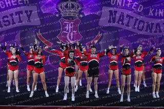 Reading Knights Cheerleading Platinum