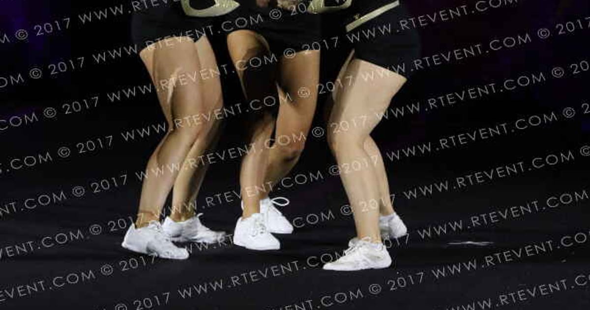 Glasgow University Cheerleaders Gold · Heart of England UK University Nationals