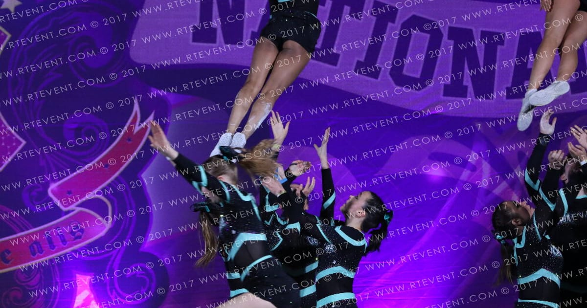 Cambridge University Cheerleading Lions Blues · Heart of England UK University Nationals