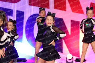 Rebelz Cheer Comets