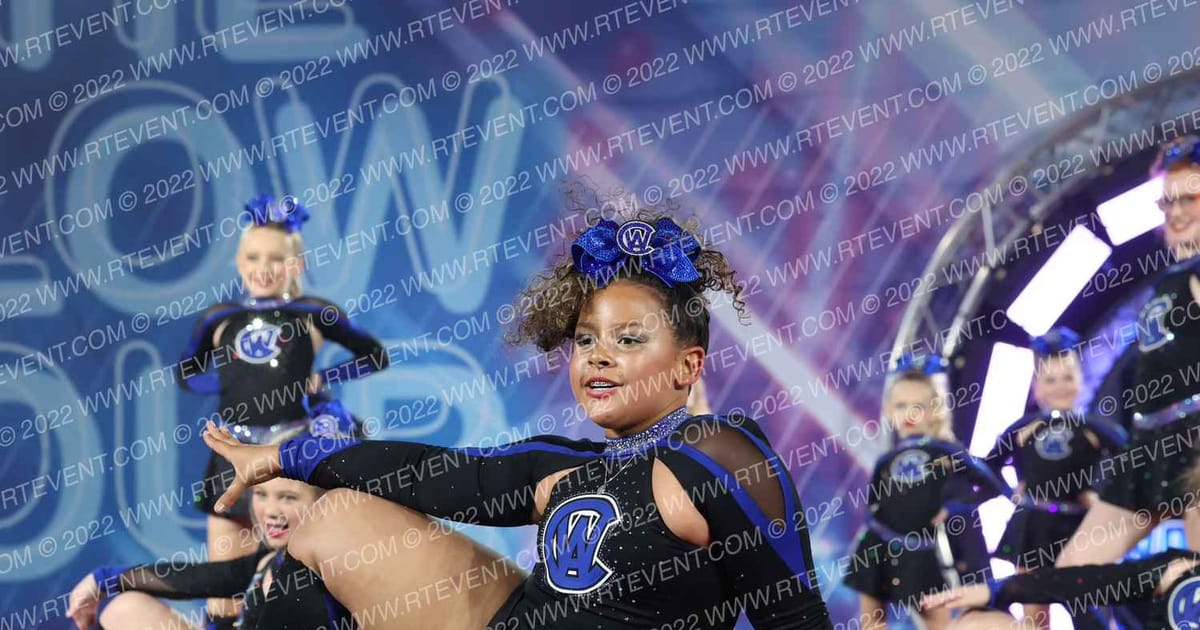 World Class Athletics PCB White Diamonds · Glow Tour Biloxi