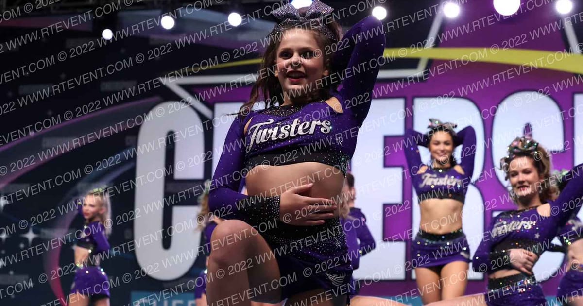 Knoxville Twisters Hail · CHEERSPORT Nationals