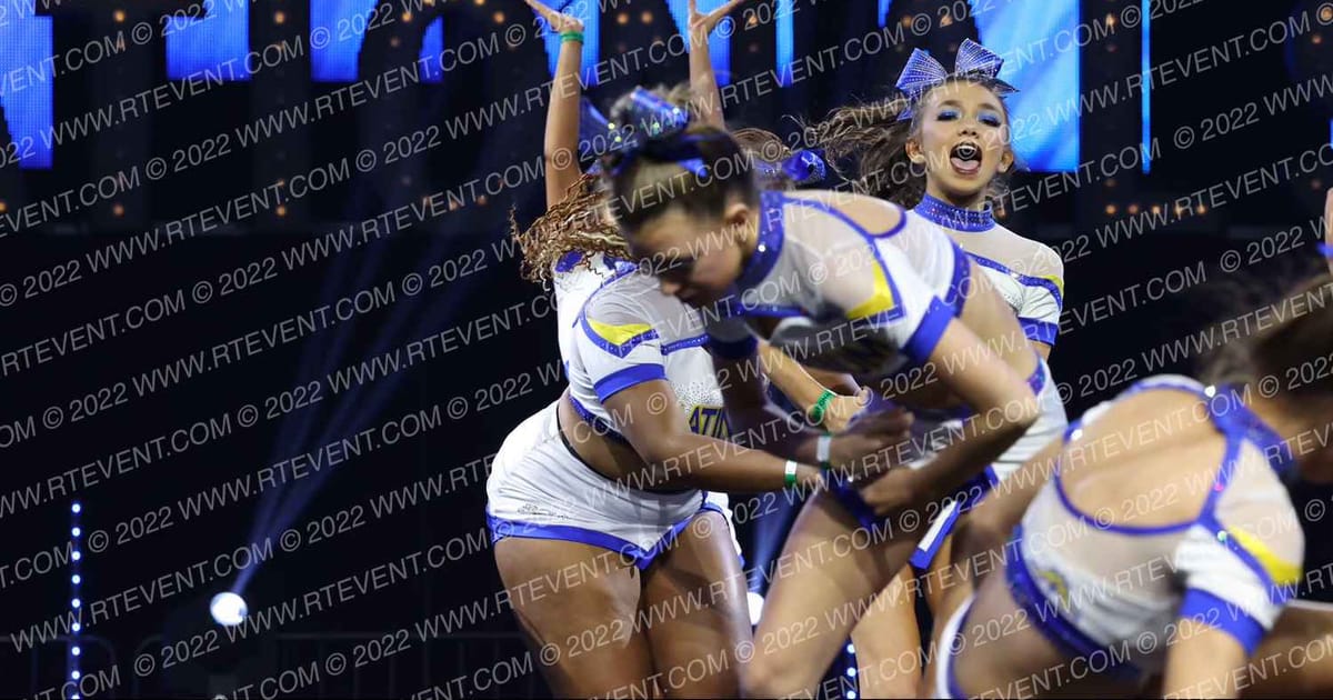 PINNACLE CHEER MEMPHIS PLATINUM · AS Nationals