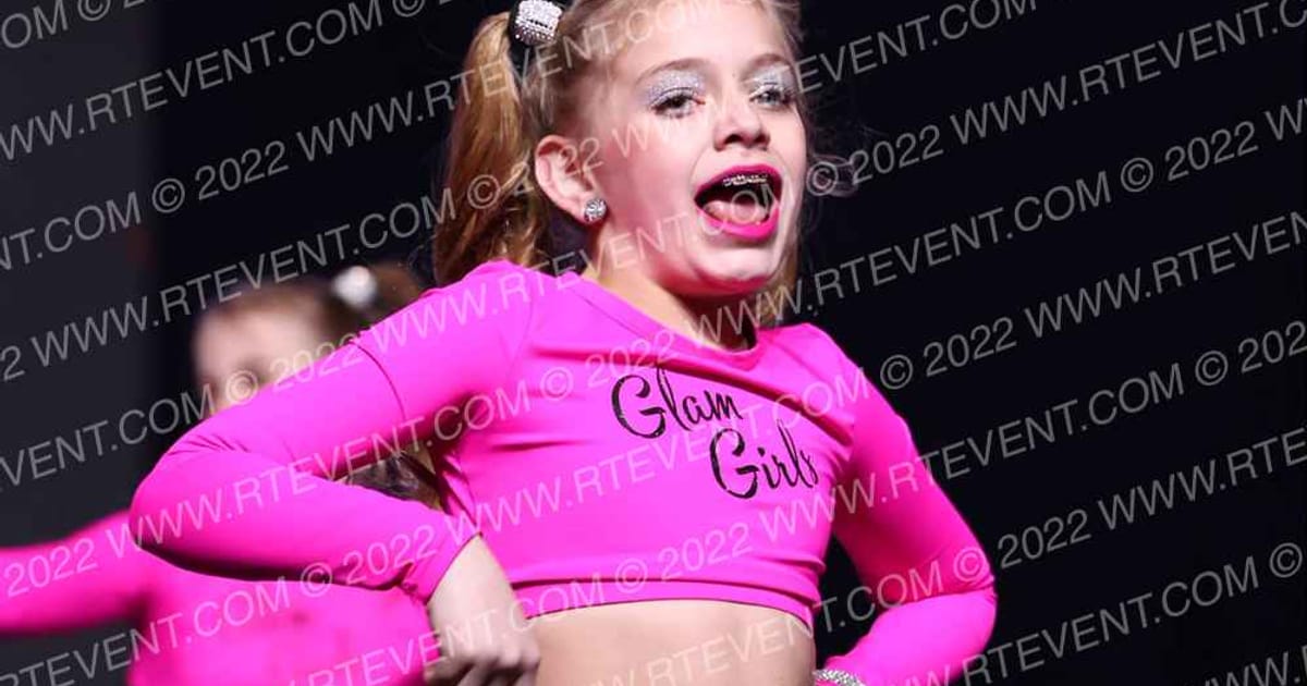 Twister Sports Glam Girls · Rockstar CheerAPalooza